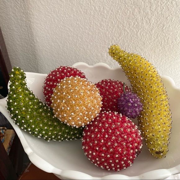 Vintage Mid Century Modern Beaded Pins FRUITS Retro Home Decor Collectible - Picture 4 of 13